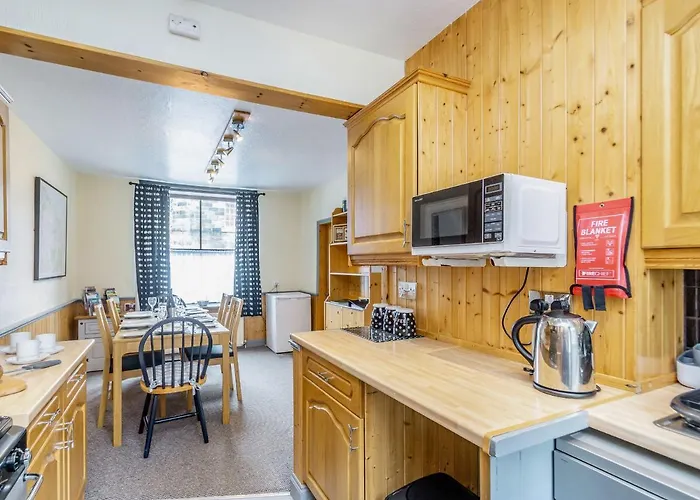 Semesterbostad Esklets *